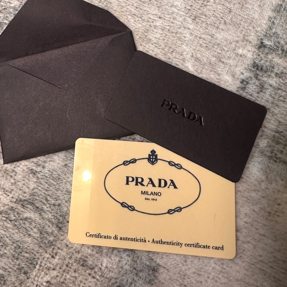 BLACK FRIDAY SALE! Authentic Prada Real Leather Vitello Daino Rope Tote Bag - Picture 6 of 7